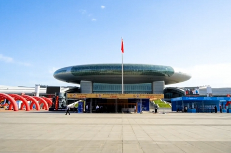 2025年丝路矿业合作论坛暨新疆矿博会、煤博会盛大启幕(图2)